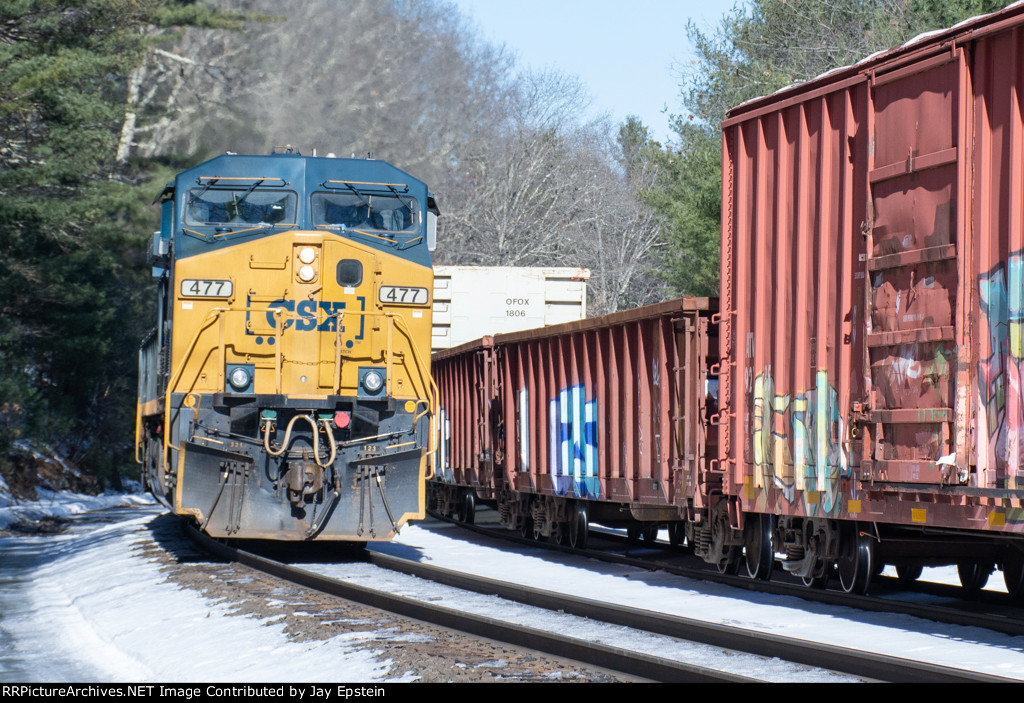 CSX 477 leads I022 (Syracuse, NY to Worcester, MA) past Q436